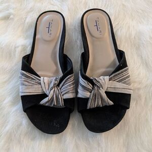 Tahari Lass slide suede fabric black white 7.5